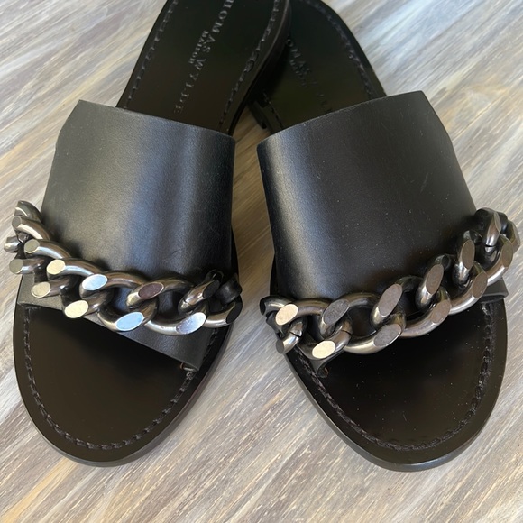 Thomas Wylde Maison Razor Chained Link Sandals - Picture 6 of 12